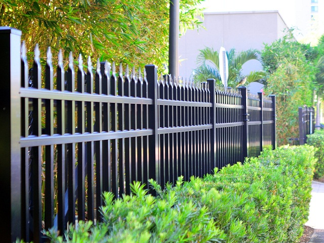 Muôn vàn kiểu thiết kế hàng rào đẹp cho không gian đậm chất thơ