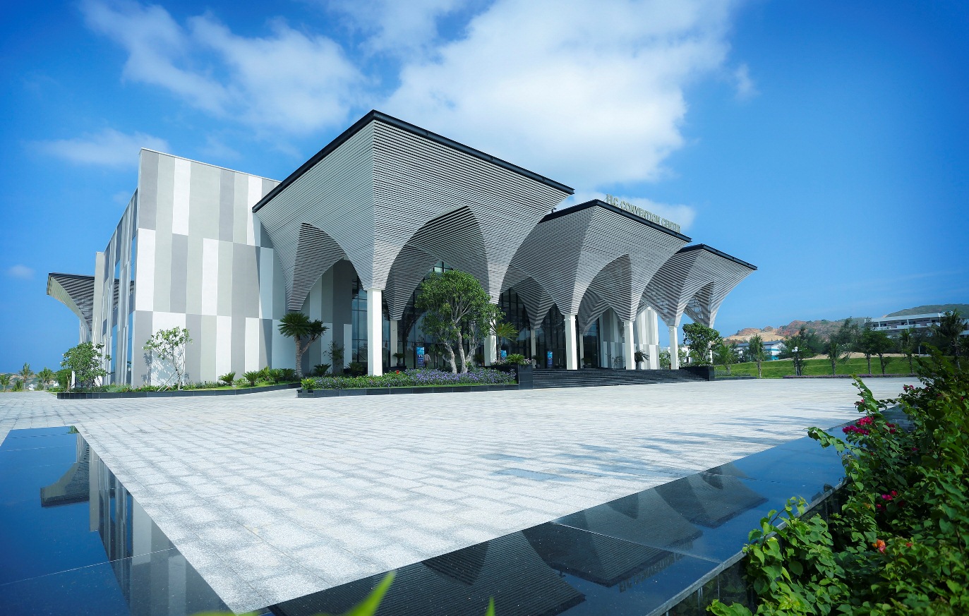 Chiếu Sáng Trung Tâm Hội Nghị Quốc Tế FLC Quy Nhơn